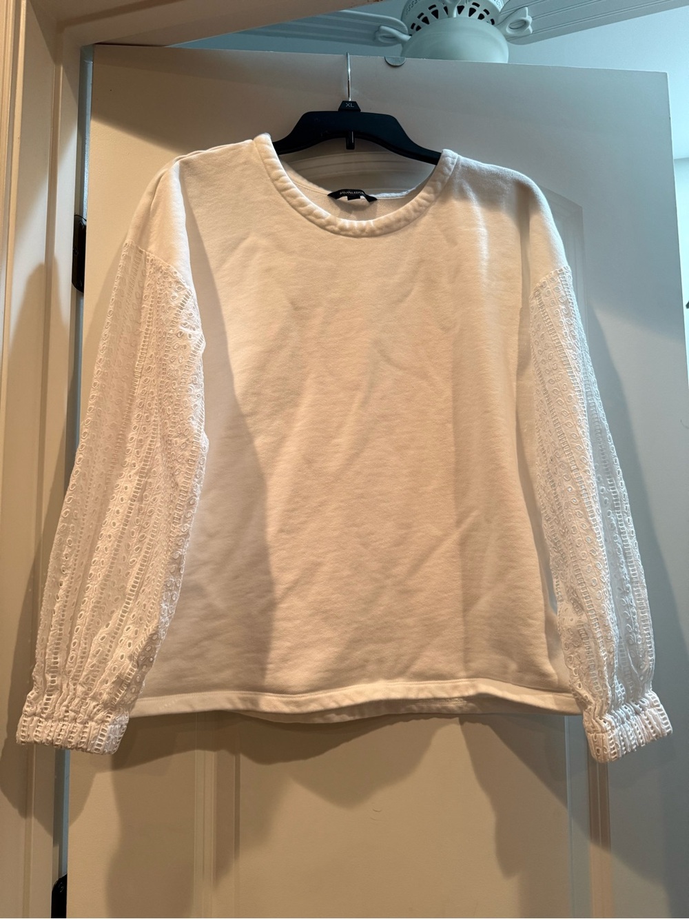 Banana Republic White Crewneck Top